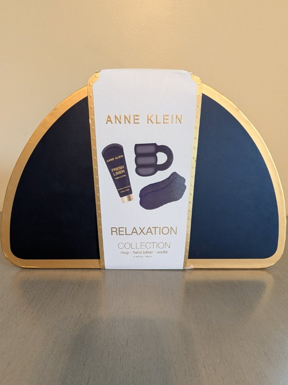Anne Klein Fresh Linen Relaxation Gift Set, New